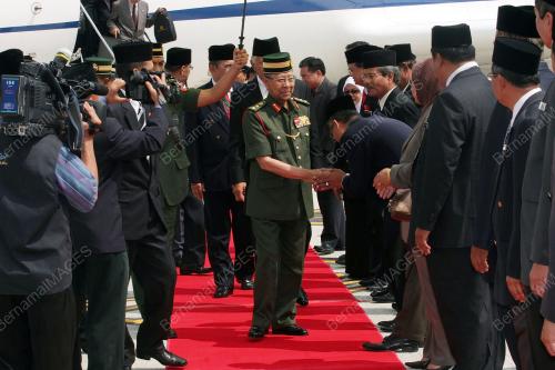 SULTAN ABDUL HALIM MU'ADZAM SHAH