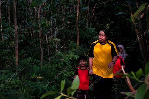 BUKIT BERUANG