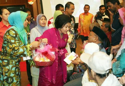 MK04_09022011_ROSMAH_SUMB_796