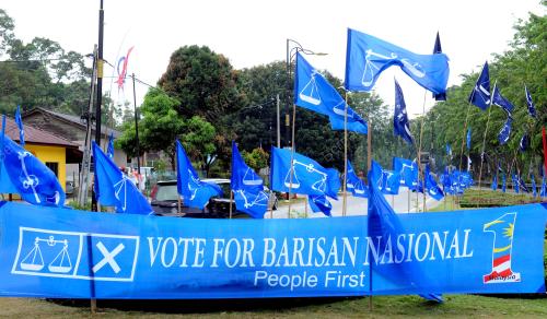 MK04_09042013_BENDERA_BN