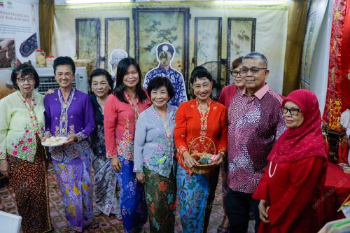 DATUK AARON AGO DAGANG