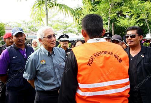 DATUK ABU SEMAN YUSOF