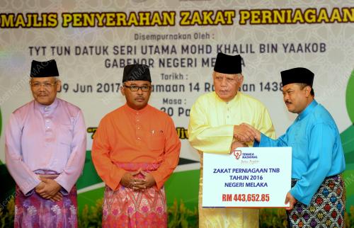 MK04_09062017_ZAKAT_BN201706086414