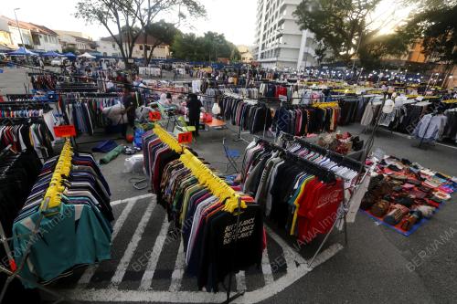 VINTAGE NIGHT MARKET