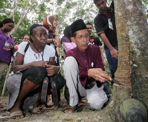 PROGRAM HOMESTAY BELIA NEGARA-NEGARA KOMANWEL