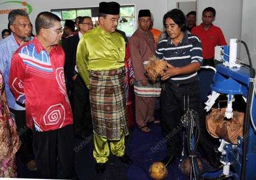 DATUK SERI DR MAXIMUS ONGKILI