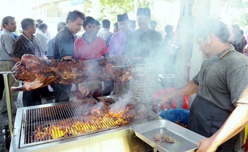 MK04_11092012_KAMBING_RAYA