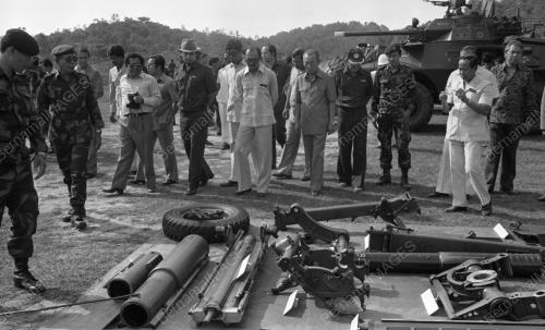 MK04_12012015_PERSIDANGAN_MENTERI