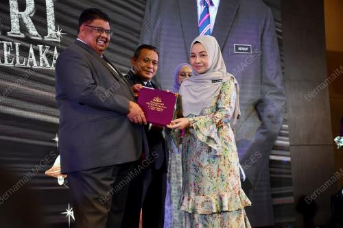 DATUK SERI AB RAUF YUSOH