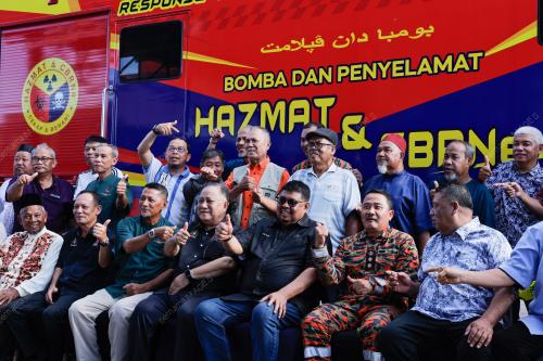 DATUK SERI AB RAUF YUSOH