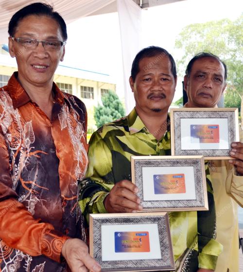 MK04_13122012_PENGGUNA