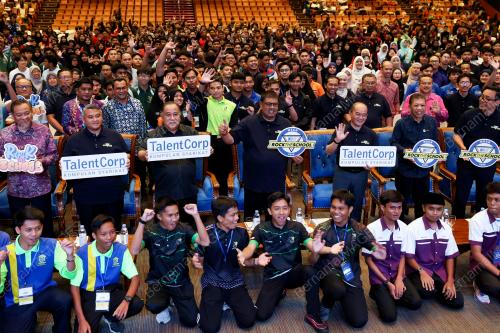 DATUK SERI AB RAUF YUSOH