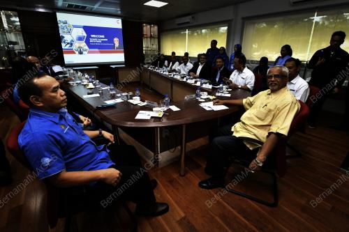MK04_14112018_LAWATAN_BN201811133531