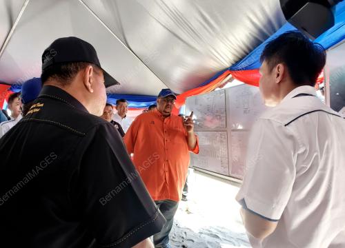 DATUK SERI AB RAUF YUSOH