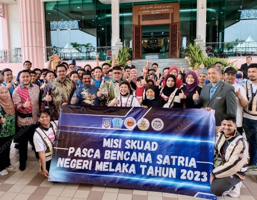 DATUK SERI AB RAUF YUSOH
