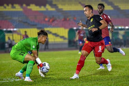 BOLA SEPAK LIGA PERDANA
