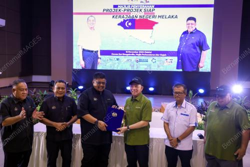 DATUK SERI FADILLAH YUSOF