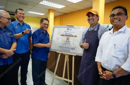 DATUK TS MUSTAPHA SAKMUD