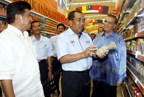 MOHD JOHARI BAHAROM