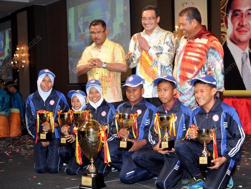 MK04_17112013_HISHAM_JUARA_2