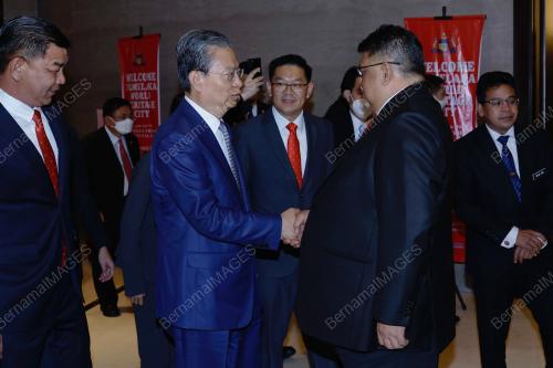 DATUK SERI AB RAUF YUSOH