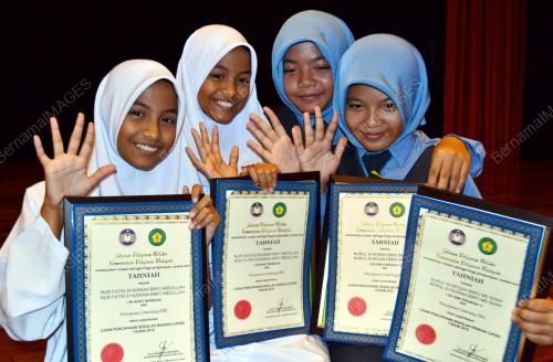 MK04_19112012_KEMBAR_UPSR