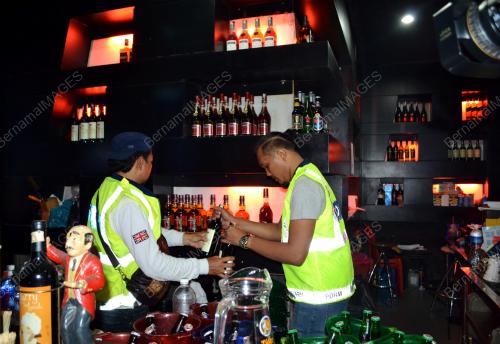 MK04_19122015_ARAK_STAGG