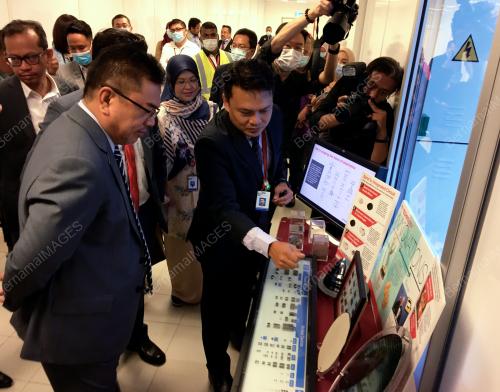 DATUK SERI SULAIMAN MD ALI