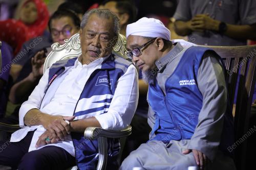 TAN SRI MUHYIDDIN YASSIN