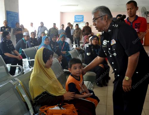 MK04_23092013_ISTERI_POLIS