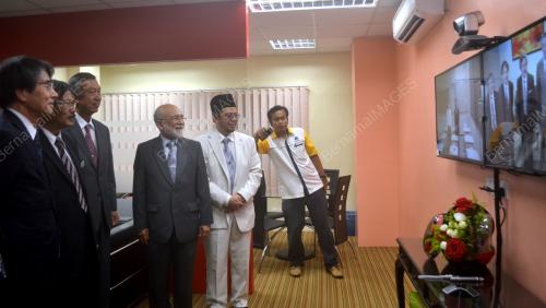 MK04_23092014_PUSAT_AKADEMIK