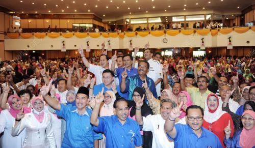 DATUK SERI MOHD SHAFIE APDAL