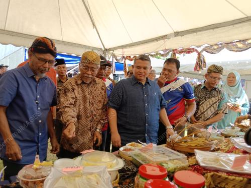 DATUK RAIS YASIN
