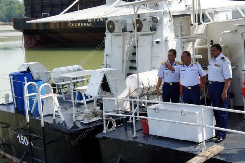 MK04_27082015_KAPAL_APMM