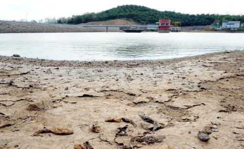 MK04_28022014_SURUT_EMPANGAN