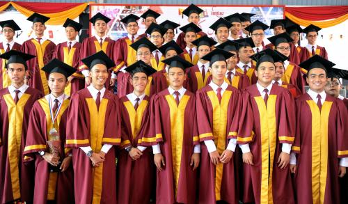 MK04_29102016_GRADUASI