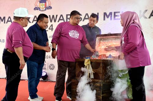 DATUK SERI AB RAUF YUSOH
