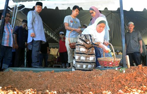 MK04_30062017_JENAZAH