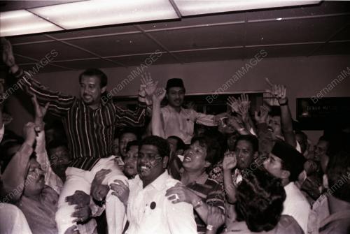 TAN SRI ABDUL RAHIM THAMBY CHIK