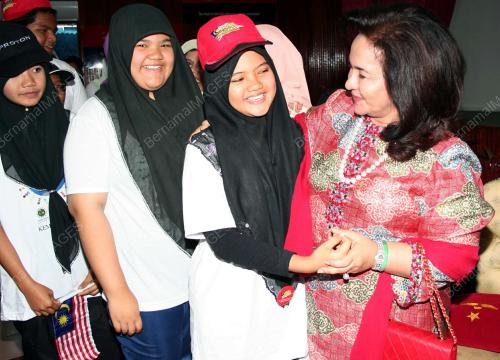 ROSMAH MANSOR