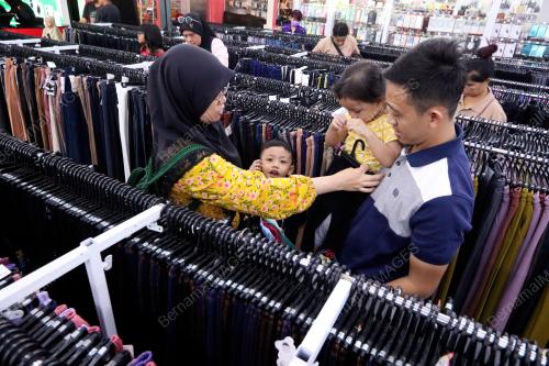 PERSIAPAN RAYA
