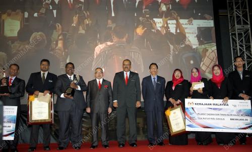 MK04_31102012_IASA_2011