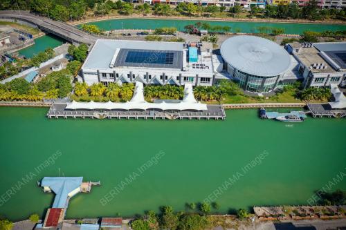 TERMINAL FERI ANTARABANGSA