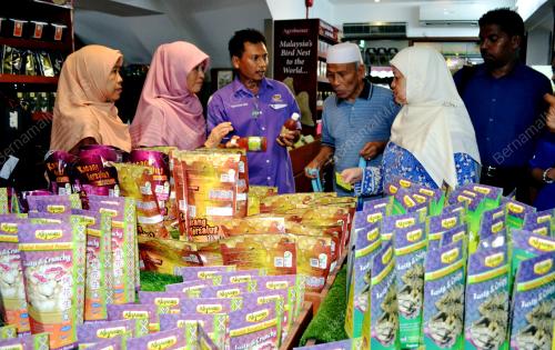 MK05_03052016_AGROBAZAAR_SINGAPURA