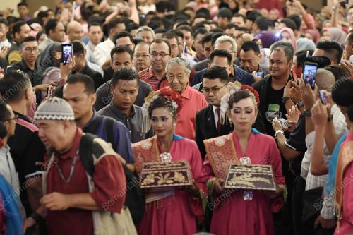 MK05_03082019_PM_TOWNHALL