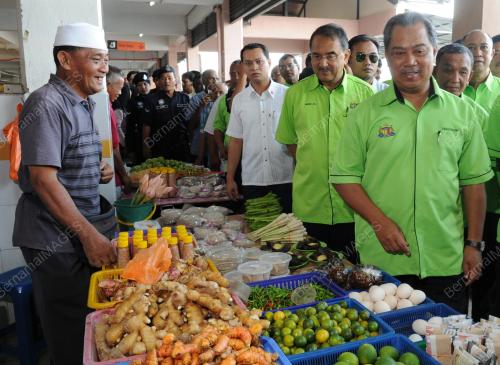 TAN SRI MUHYIDDIN YASSIN