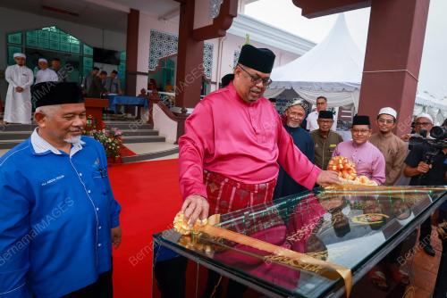 DATUK SERI AB RAUF YUSOH