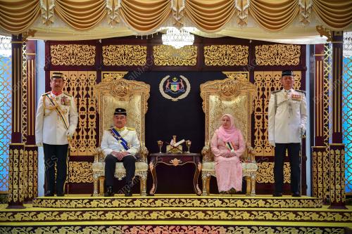 TUN MOHD ALI RUSTAM