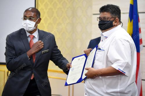 DATUK SERI AB RAUF YUSOH