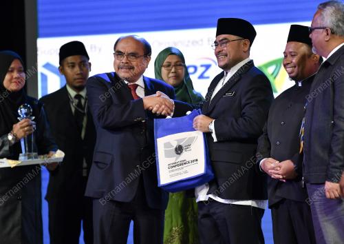 MK05_051218-ZAKAT_BN201812045526_05122018